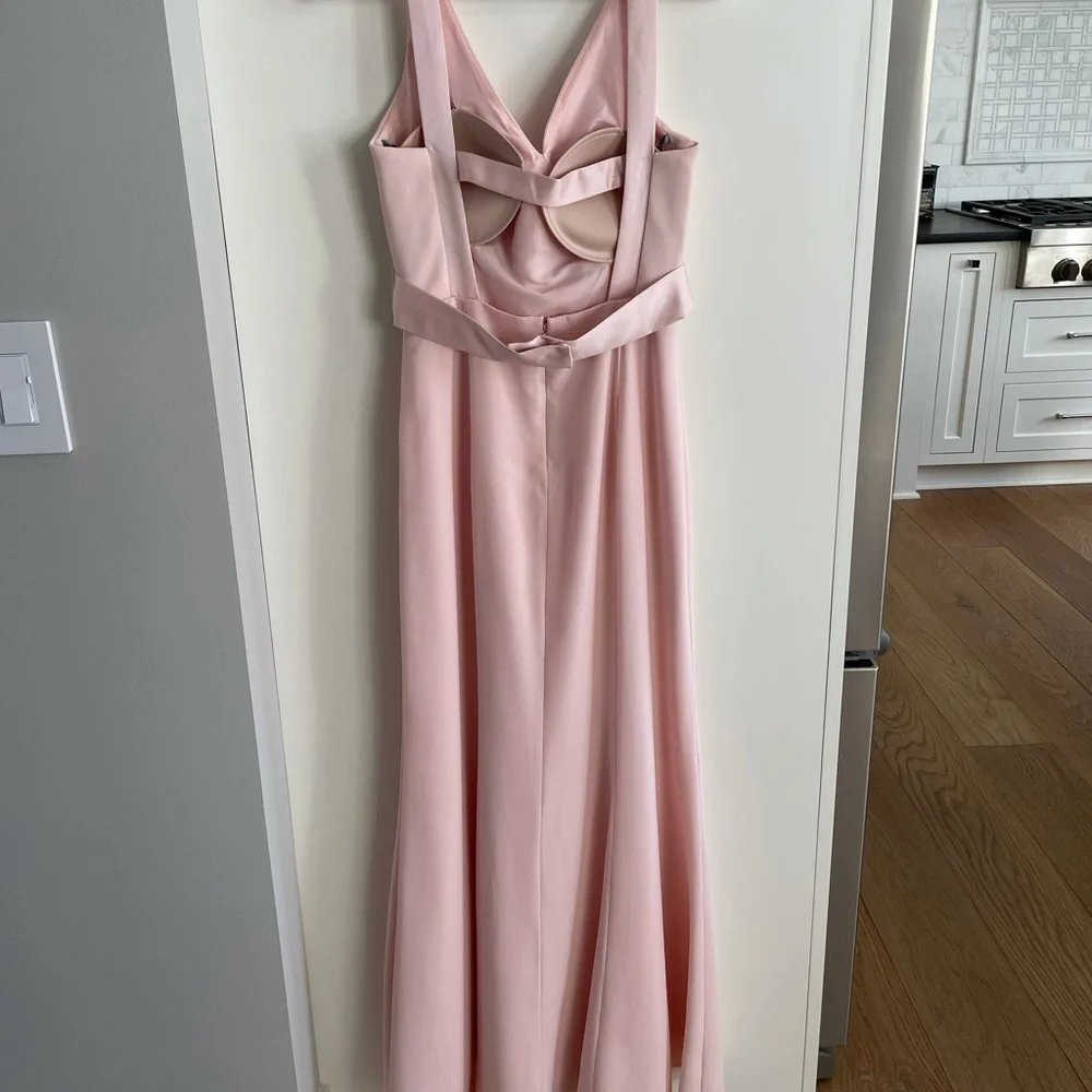 Vera Wang Dress - Picture 5 of 15